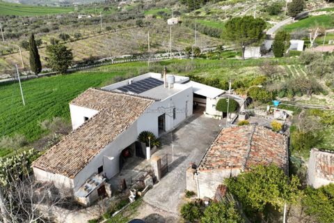 Villa a Giarratana, Ragusa, Giarratana - € 310.000 | Ref: MA 129 - foto 2