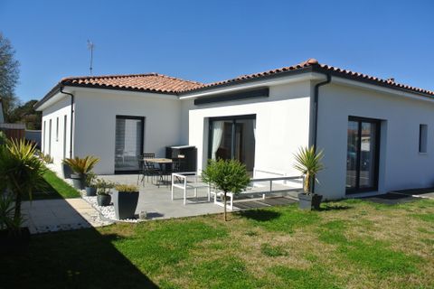 Villa i Marmande, Lot-et-Garonne, Marmande - € 369.600 | Ref: 4409 - foto 1