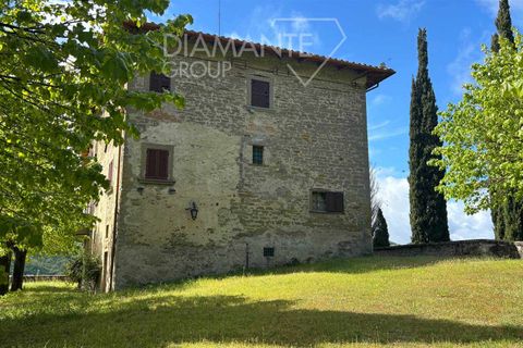 Farm i Montone, Perugia, Montone - € 1.350.000 | Ref: AZ306 - foto 1