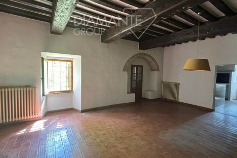 Farm i Montone, Perugia, Montone - € 1.350.000 | Ref: AZ306 - foto 11