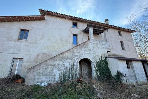 Gård i Gubbio, Perugia, Gubbio - € 550 000 | Ref: AZ289 - foto 2