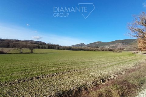 Grond in Costacciaro, Perugia, Costacciaro - € 280.000 | Ref: AZ288 - foto 1