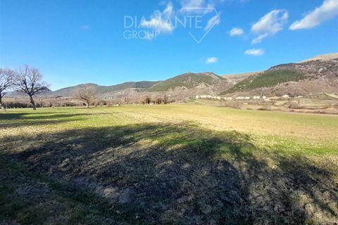 Grond in Costacciaro, Perugia, Costacciaro - € 280.000 | Ref: AZ288 - foto 8