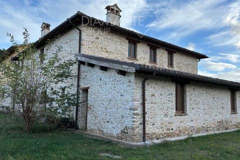 Farm i Castel Ritaldi, Perugia, Castel Ritaldi - € 1.250.000 | Ref: AZ268 - foto 2