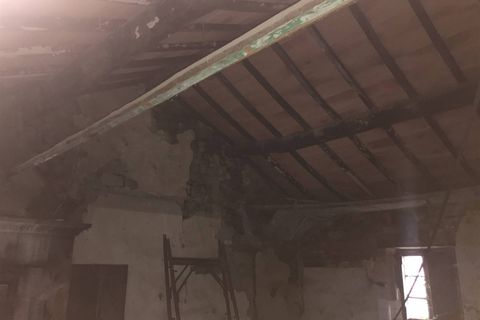 Farm hus i Cortona, Arezzo, Cortona - € 130.000 | Ref: AR6281 - foto 5