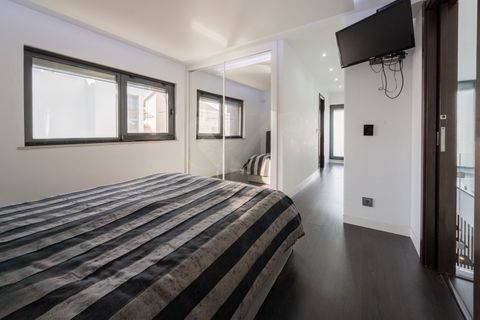 Villa a Oeiras, Lisbon, Oeiras - € 1.250.000 | Ref: L51161 - foto 17