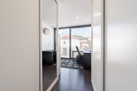 Villa a Oeiras, Lisbon, Oeiras - € 1.250.000 | Ref: L51161 - foto 27