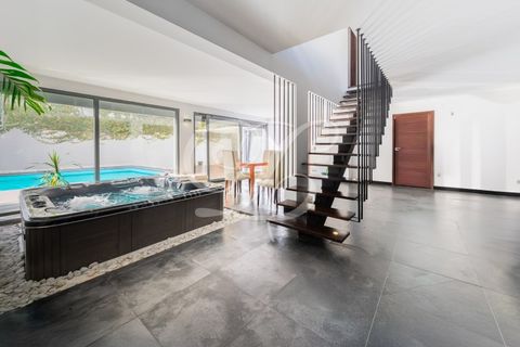 Villa a Oeiras, Lisbon, Oeiras - € 1.250.000 | Ref: L51161 - foto 32