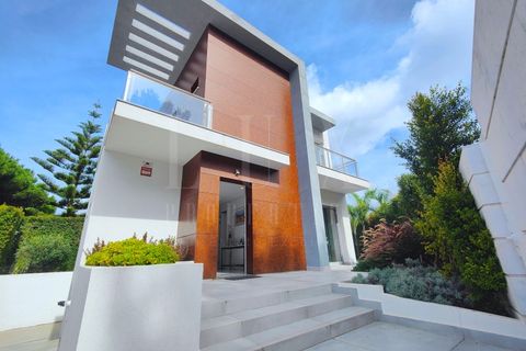 Villa i Cascais, Lisbon, Cascais - € 1.850.000 | Ref: LFC78_RT - foto 2