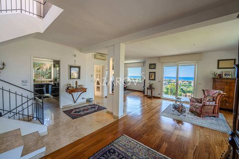 Villa i Bordighera, Imperia, Bordighera - € 1.990.000 | Ref: 5489 - foto 11