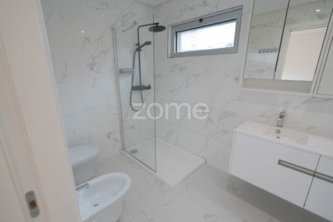 Villa i Almada, Setubal, Almada - € 2.480.000 | Ref: ZMPT575443 - foto 16