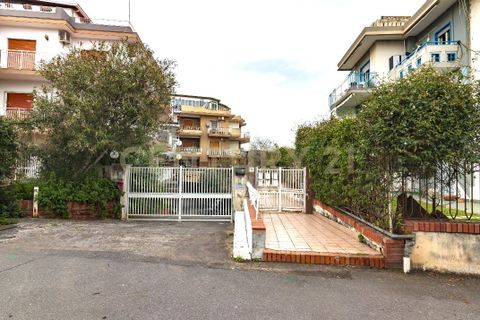 Leilighet i Aci Castello, Catania, Aci Castello - € 320 000 | Ref: 372 - foto 2