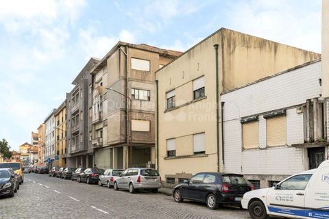 Helårsgrund i Paranhos, Porto, Paranhos - € 500.000 | Ref: PROP-031291 - foto 1