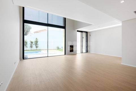 Villa i Alcabideche, Lisbon, Alcabideche - € 1.800.000 | Ref: PROP-029402 - foto 1
