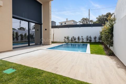 Villa i Alcabideche, Lisbon, Alcabideche - € 1.800.000 | Ref: PROP-029402 - foto 3