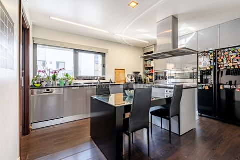 Villa i Oeiras, Lisbon, Oeiras - € 1.250.000 | Ref: PROP-32383 - foto 11