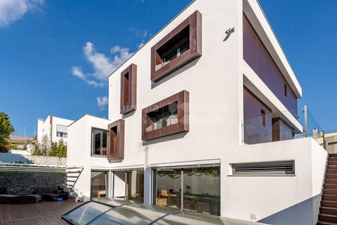 Villa i Oeiras, Lisbon, Oeiras - € 1.250.000 | Ref: PROP-32383 - foto 3