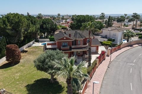 Villa i Ciudad Quesada, Alicante, Ciudad Quesada - € 999.000 | Ref: CSPJ-53336 - foto 32