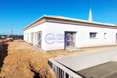 Villa a Alcantarilha, Faro, Alcantarilha - € 690.000 | Ref: DB040 - foto 8