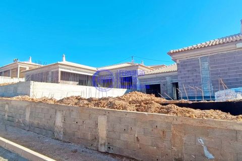 Villa a Alcantarilha, Faro, Alcantarilha - € 690.000 | Ref: DB040 - foto 16