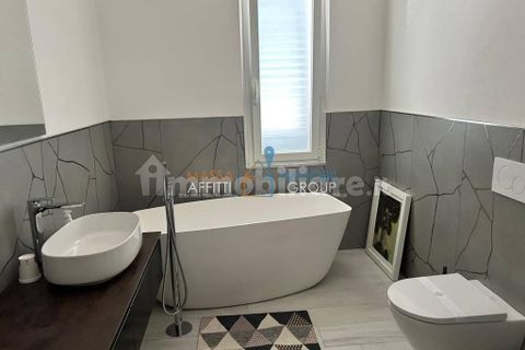 Byhus i Massa, Massa and Carrara, Massa - € 465.000 | Ref: 3367 - foto 15