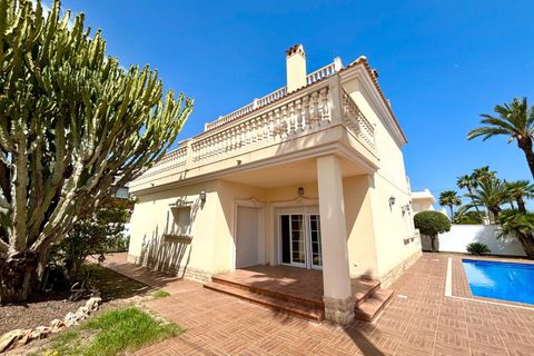 Villa i Cabo Roig, Alicante, Cabo Roig - € 910.000 | Ref: AG19MLSC1421021 - foto 1