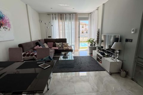 Villa i Cabo Roig, Alicante, Cabo Roig - € 389.000 | Ref: P7571 - foto 6