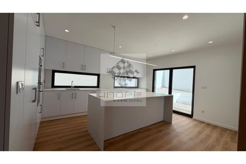 Villa i Odivelas, Lisbon, Odivelas - € 656.000 | Ref: IMOPP-00275 - foto 8