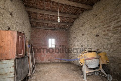 Landejendom i Arezzo, Arezzo, Arezzo - € 128.000 | Ref: C023CD - foto 8
