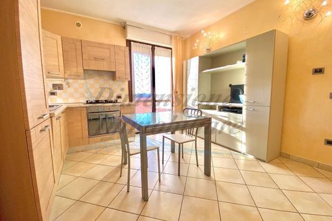 Lejlighed i Cecina, Livorno, Cecina - € 215.000 | Ref: C977 - foto 2