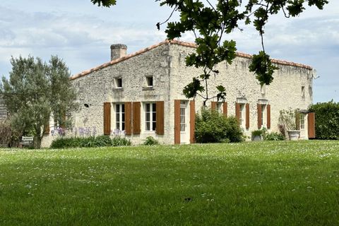 Villa a Floirac, Charente-Maritime, Floirac - € 326.000 | Ref: LG4054 - foto 2