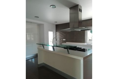Villa i Belas, Lisbon, Belas - € 1.450.000 | Ref: CAS_53108 - foto 6