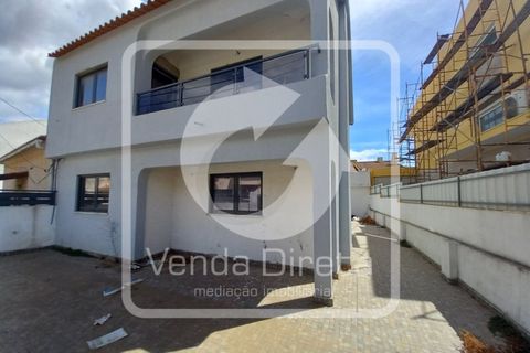 Villa a Amora, Setubal, Amora - € 445.000 | Ref: VD-2402040/W14/IP - foto 2