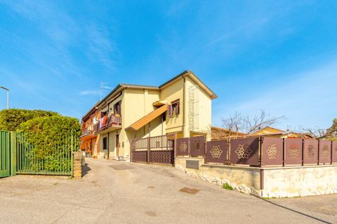 Villa i Rome, Rome, Rome - € 330.000 | Ref: P40 - foto 23