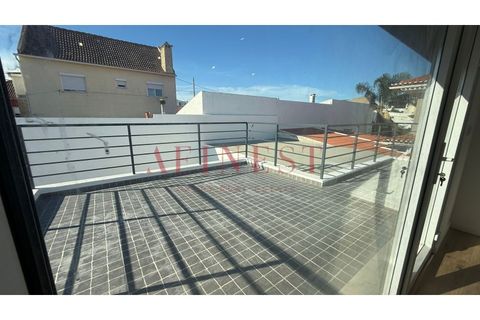Villa em Almada, Setubal, Almada - € 595.000 | Ref: L0304/25 - foto 11
