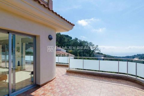 Villa i Lloret De Mar, Gerona, Lloret De Mar - € 799.000 | Ref: 74678 - foto 2