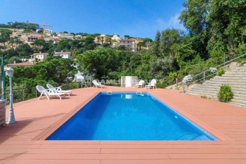 Villa i Lloret De Mar, Gerona, Lloret De Mar - € 799.000 | Ref: 74678 - foto 3