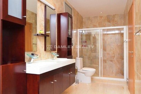 Villa i Lloret De Mar, Gerona, Lloret De Mar - € 799.000 | Ref: 74678 - foto 16