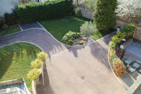 Erhvervsejendom i Autun, Saone-et-Loire, Autun - € 690.000 | Ref: 4924 - foto 2