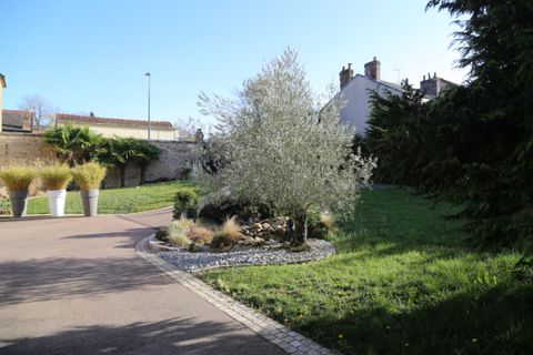 Erhvervsejendom i Autun, Saone-et-Loire, Autun - € 690.000 | Ref: 4924 - foto 17