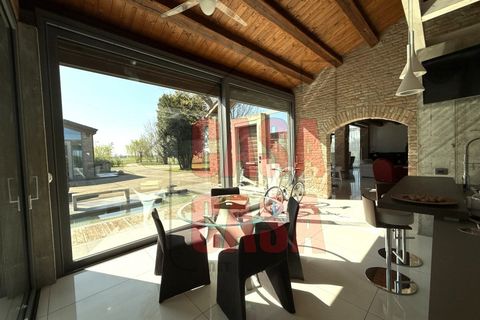 Landejendom i Ferrara, Ferrara, Ferrara - € 1.100.000 | Ref: V002 - foto 8