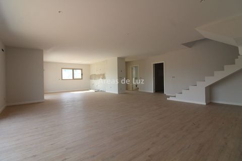 Villa a Batalha, Leiria, Batalha - € 430.000 | Ref: 3536AA/25 - foto 2