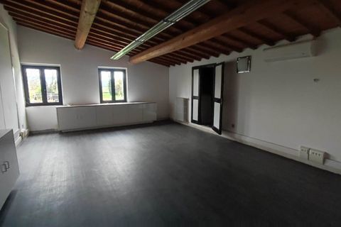 Erhvervsejendom i Florence, Florence, Florence - € 650.000 | Ref: a8150uf13301 - foto 4