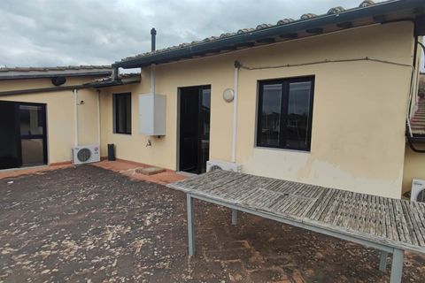 Erhvervsejendom i Florence, Florence, Florence - € 650.000 | Ref: a8150uf13301 - foto 12
