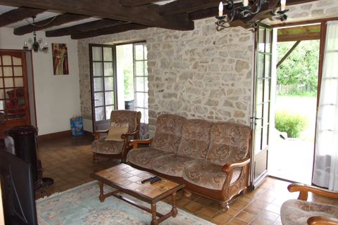Villa a Nieuil, Charente, Nieuil - € 140.000 | Ref: BVI60506 - foto 3