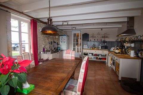 Villa a Verteillac, Dordogne, Verteillac - € 572.400 | Ref: BVI79261 - foto 3