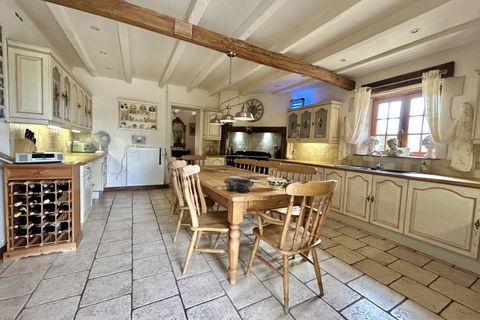 Villa i Civray, Vienne, Civray - € 575.000 | Ref: BVI68781 - foto 7