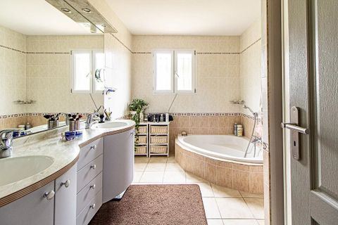 Villa i Cahors, Lot, Cahors - € 450.000 | Ref: BVI77778 - foto 12