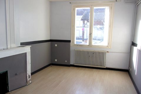 Landsbyhus i Duras, Lot-et-Garonne, Duras - € 82.500 | Ref: BVI79486 - foto 2