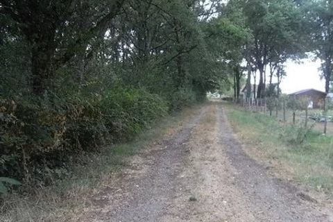 Helårsgrund i Cromac, Haute-Vienne, Cromac - € 19.000 | Ref: BVI71775 - foto 3